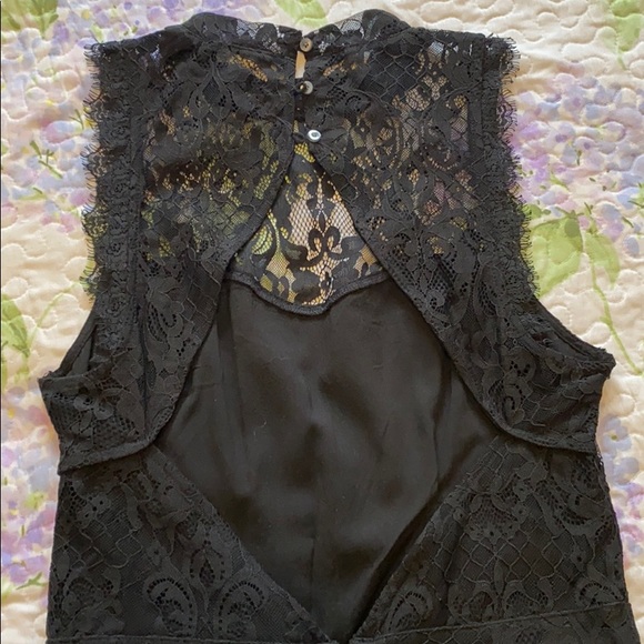 Black Dress - Picture 3 of 4